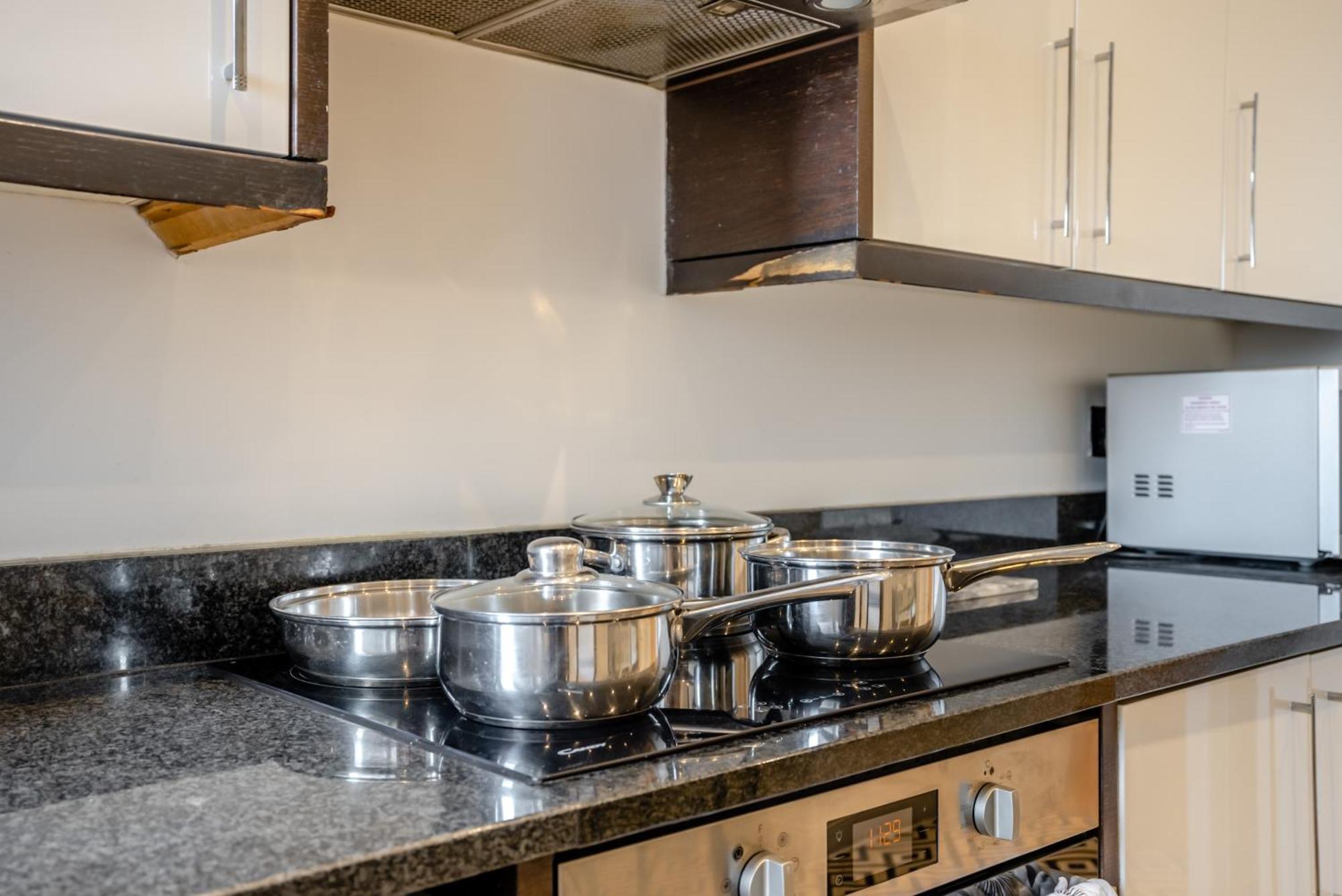 Strathmore Court Apartments Londra Esterno foto